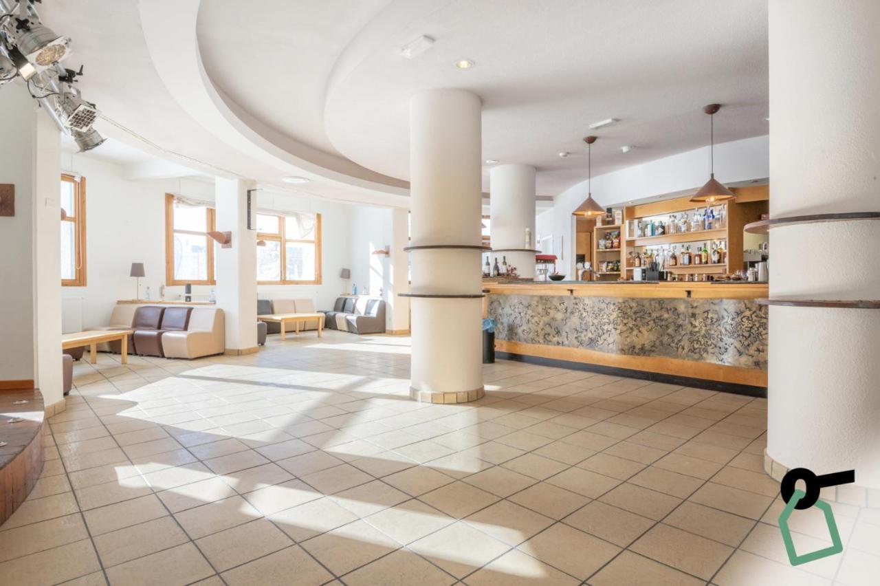 Hotiday Hotel Colle Sestriere Buitenkant foto