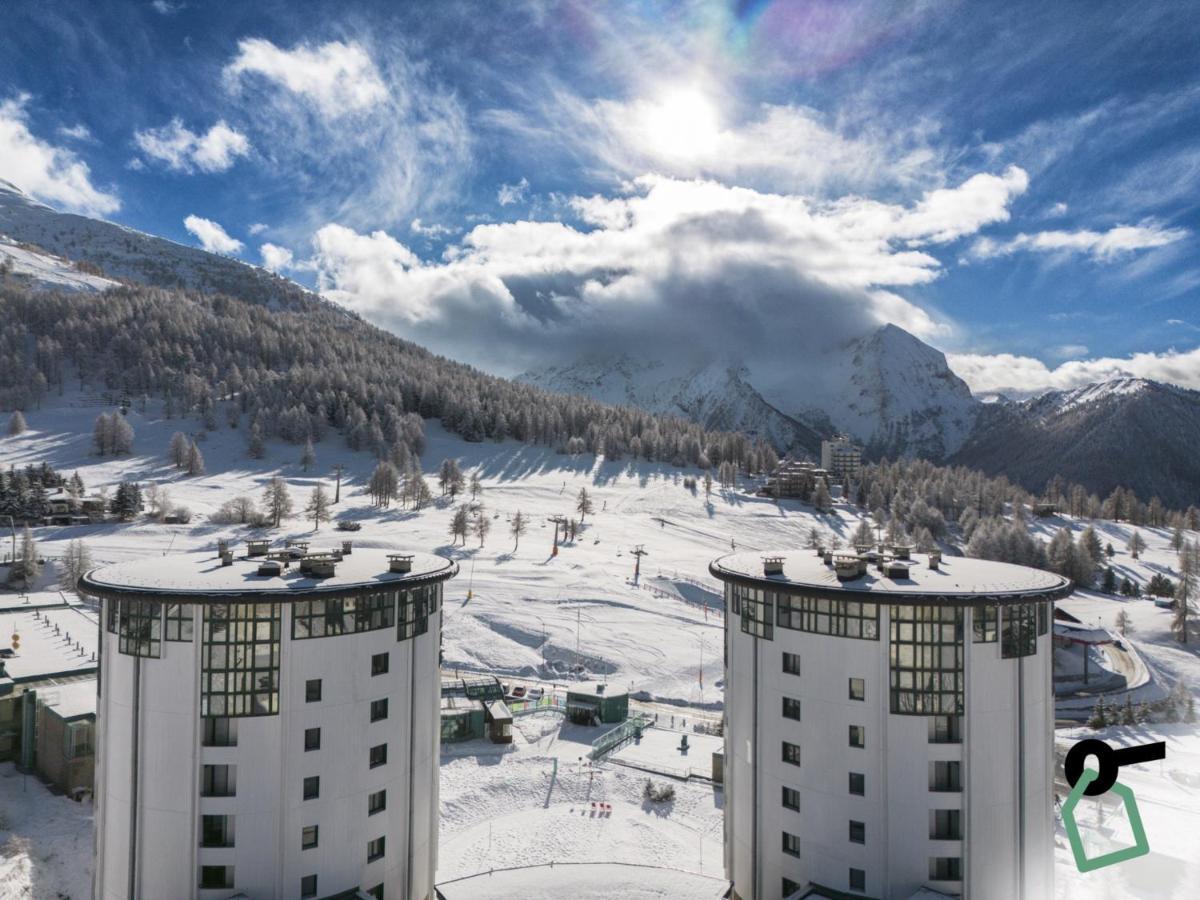 Hotiday Hotel Colle Sestriere Buitenkant foto