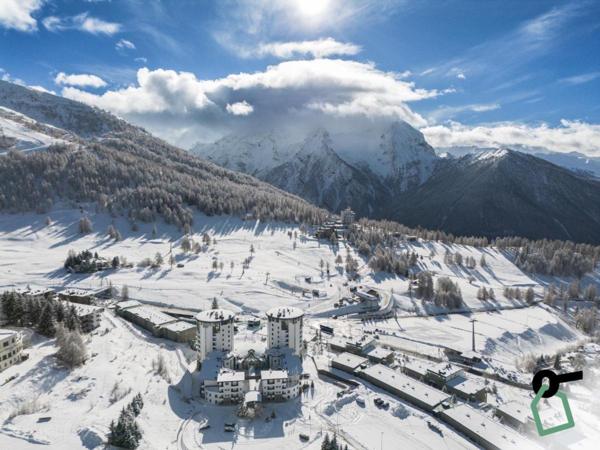 Hotiday Hotel Colle Sestriere Buitenkant foto