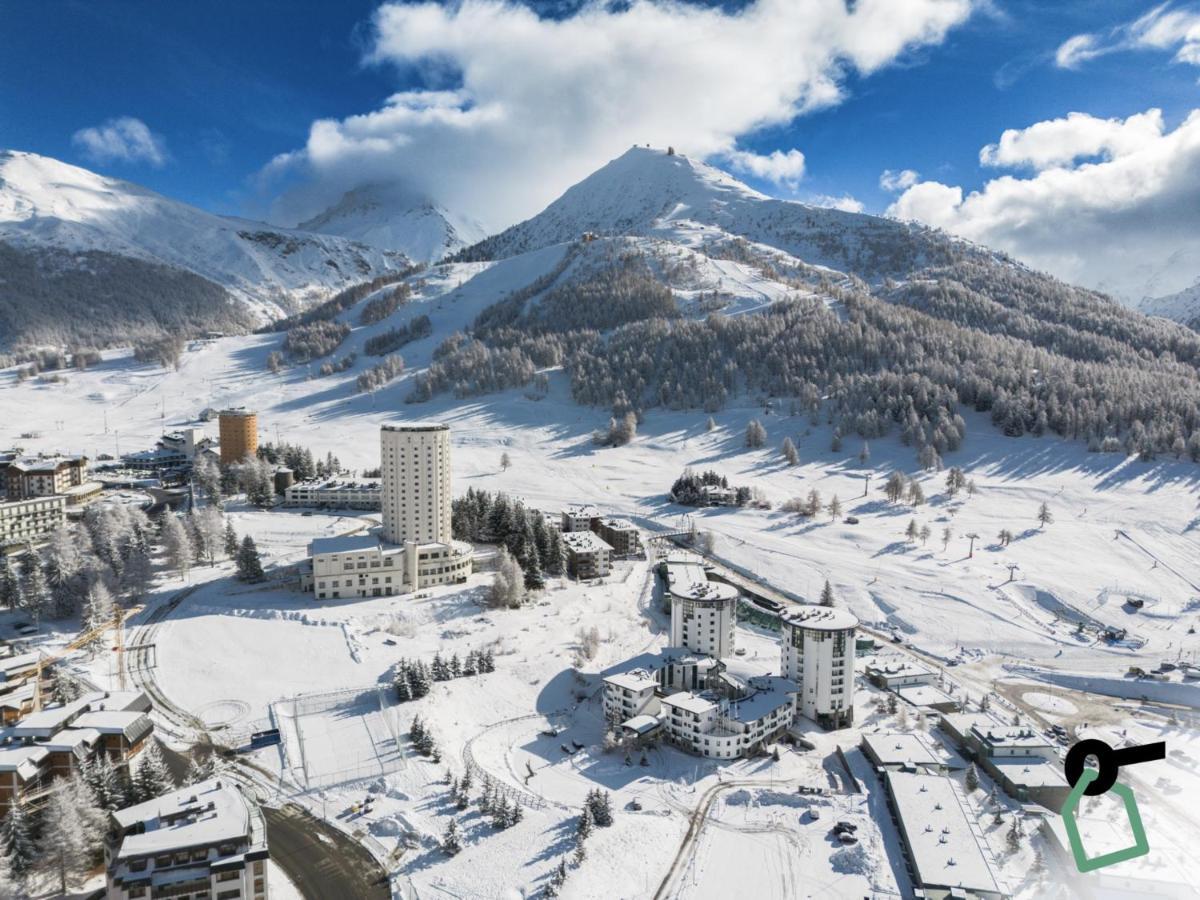 Hotiday Hotel Colle Sestriere Buitenkant foto